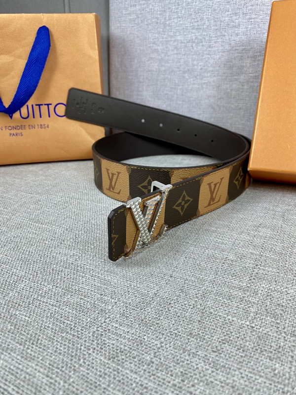 激安ルイヴィトンベルト内部構造